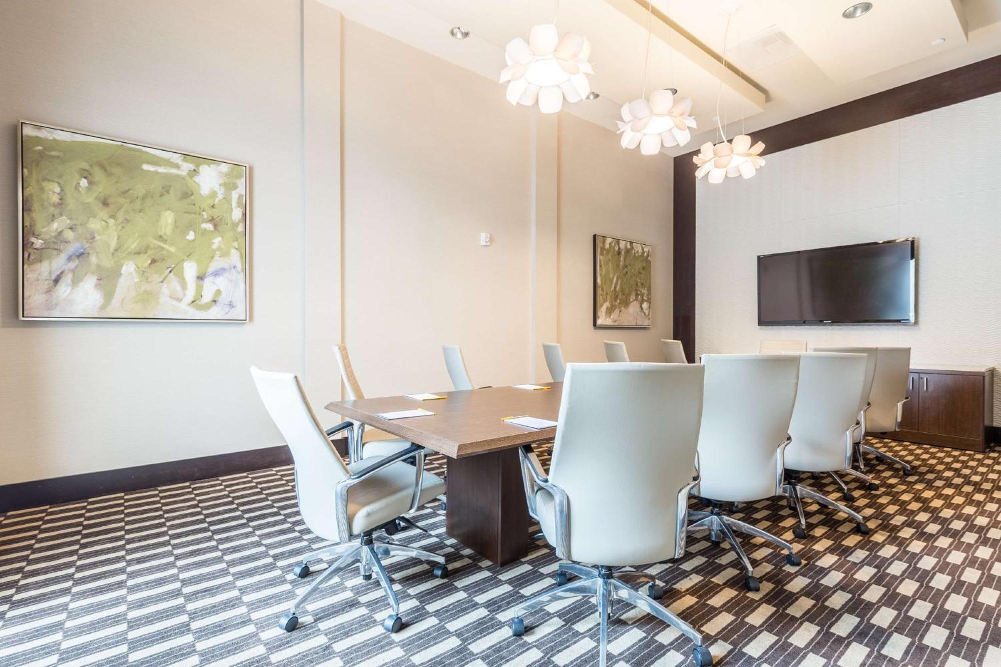 Hilton Garden Raleigh Hotel