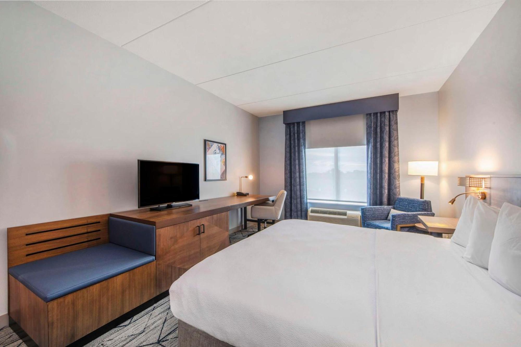 Hilton Garden Raleigh 3* Cary